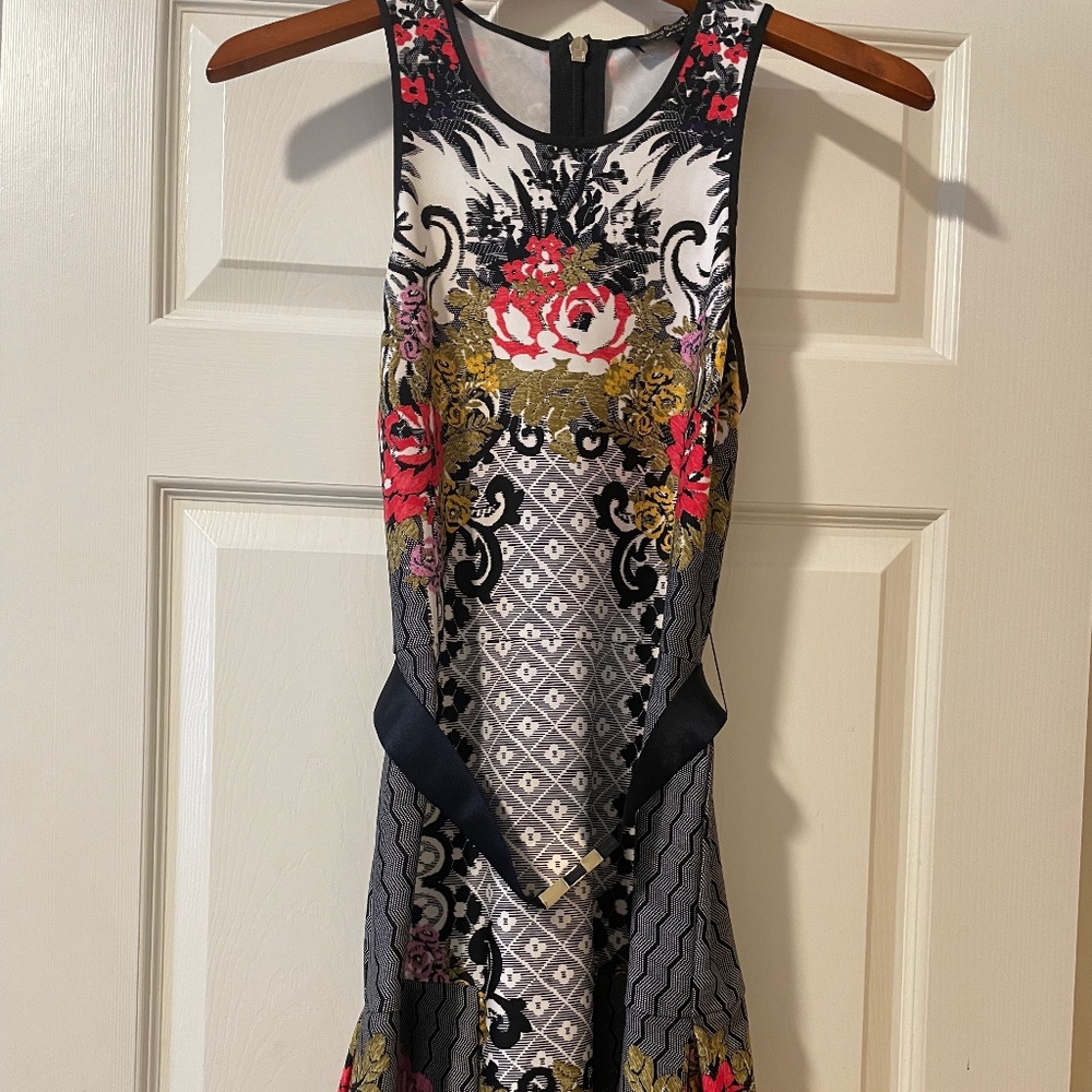 Juicy Couture Belted Floral Dress